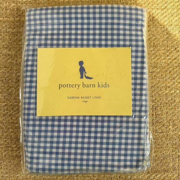 Pottery Barn Kids Sabrina Basket Liner Large Blue Gingham NIP - Picture 1 of 3